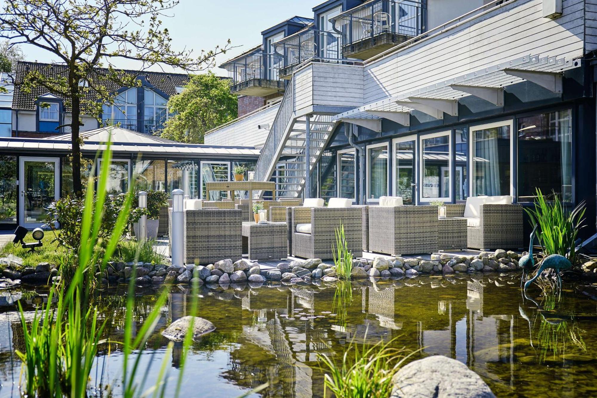 Dorint Strandresort & Spa Ostseebad Wustrow Wustrow  Exterior foto